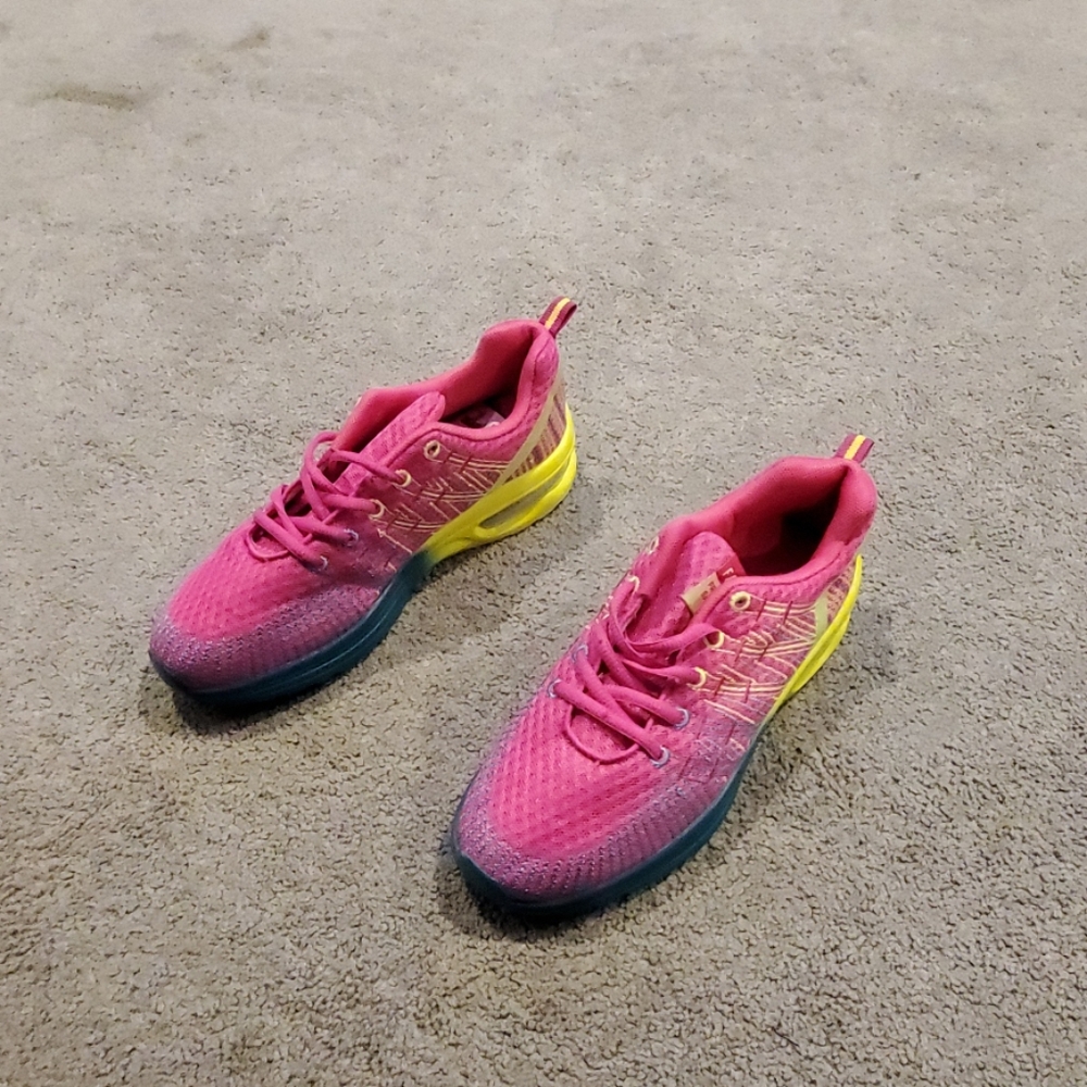 Women Sneaker